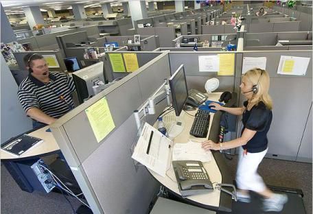 Hvordan kan man forbedre kontormedarbejdernes produktivitet?